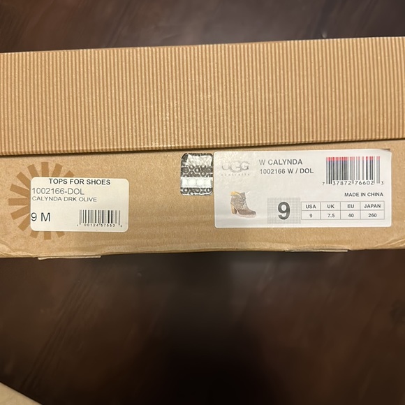 Brand New Ugg Suede Boots - Picture 13 of 16